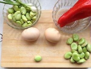 养生食补鲜蚕豆炒鸡蛋的做法