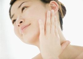 怎样正确使用滴耳液