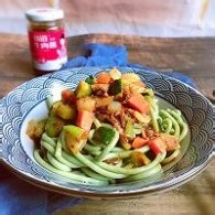 制作牛肉酱拌面