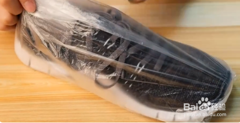 最简易鞋变大的方法