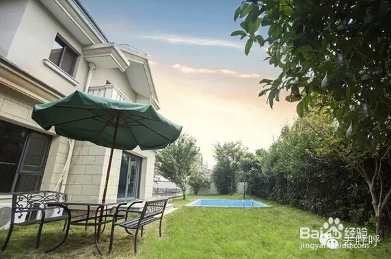 100块如何开一个万圣节派对?