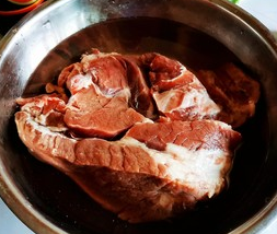 简单好吃的酱牛肉做法