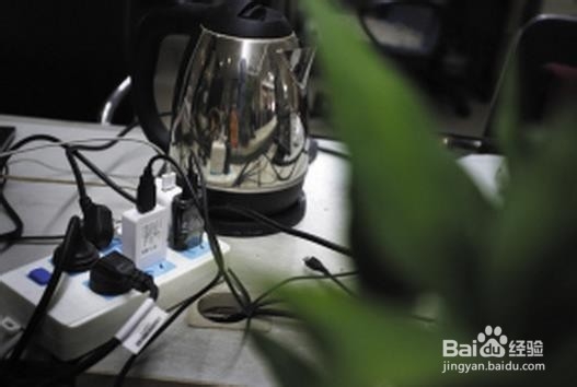 充电器长时间不拔有什么危害