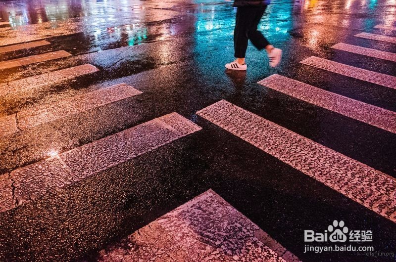 下雨天怎么样拍出好看的相片