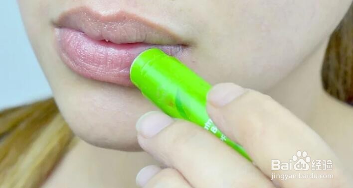 如何使嘴唇红润、呵护嘴唇