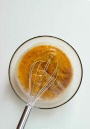 自制清凉美味芒果油桃冰棍