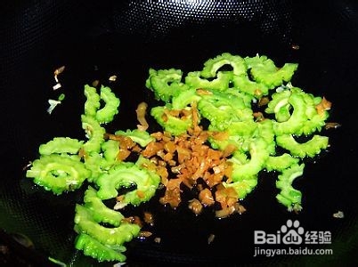 怎样做榨菜炒苦瓜才是最好吃的