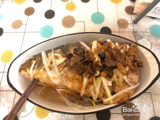 油泼鲤鱼的做法
