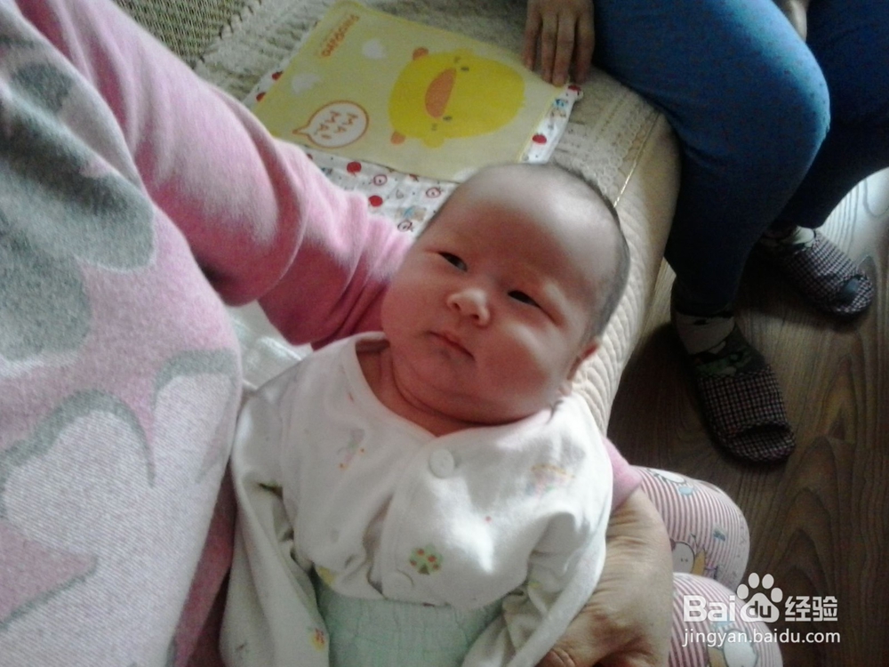 婴儿溢奶的原因分析