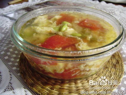 适合上班族的番茄汤做法——番茄榨菜毛豆子蛋汤