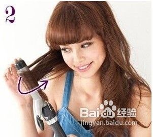 打造洋娃娃般梦幻卷发编发