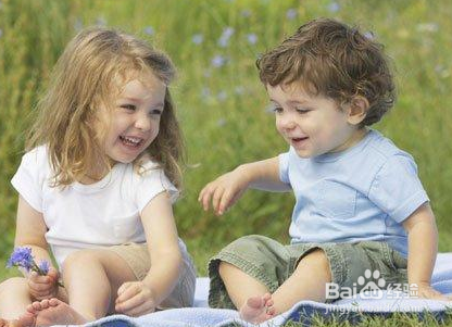 什么时候，训练宝宝上厕所？