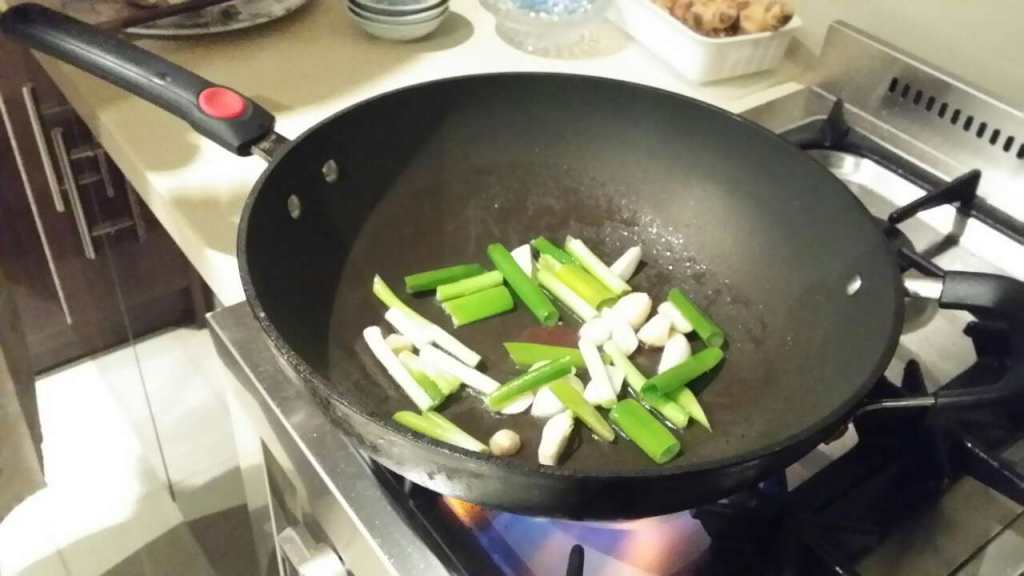 想吃姜葱梭子蟹？轻轻松松就能学会