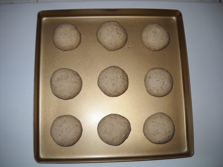 想吃黑豆肉松餐包？轻轻松松就能学会