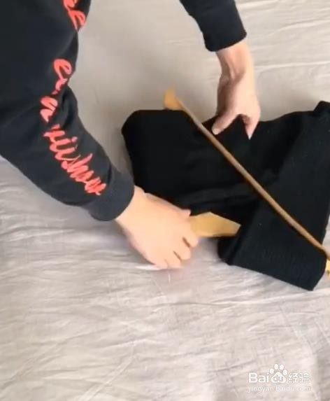 毛衣如何挂不变形