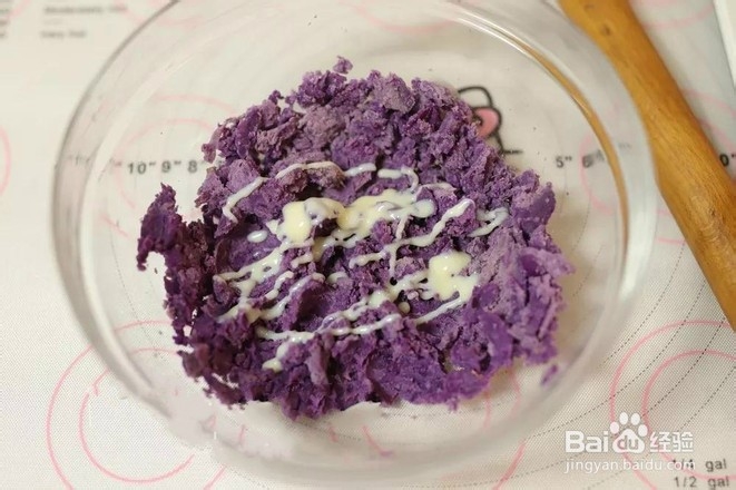 紫薯华夫饼的做法