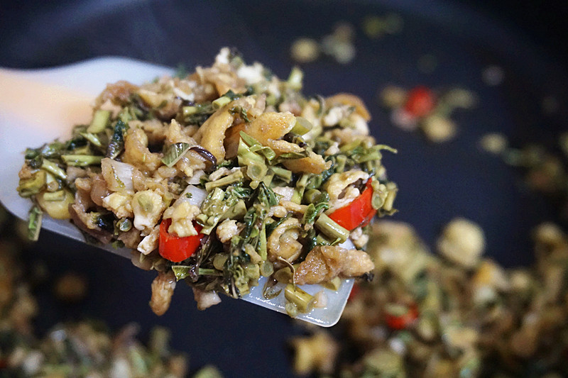 香椿拌面的做法大全，话不多说，赶紧学起来吧！