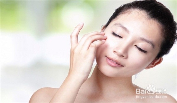 红霉素加蜂蜜的作用:红霉素蜂蜜能去雀斑?