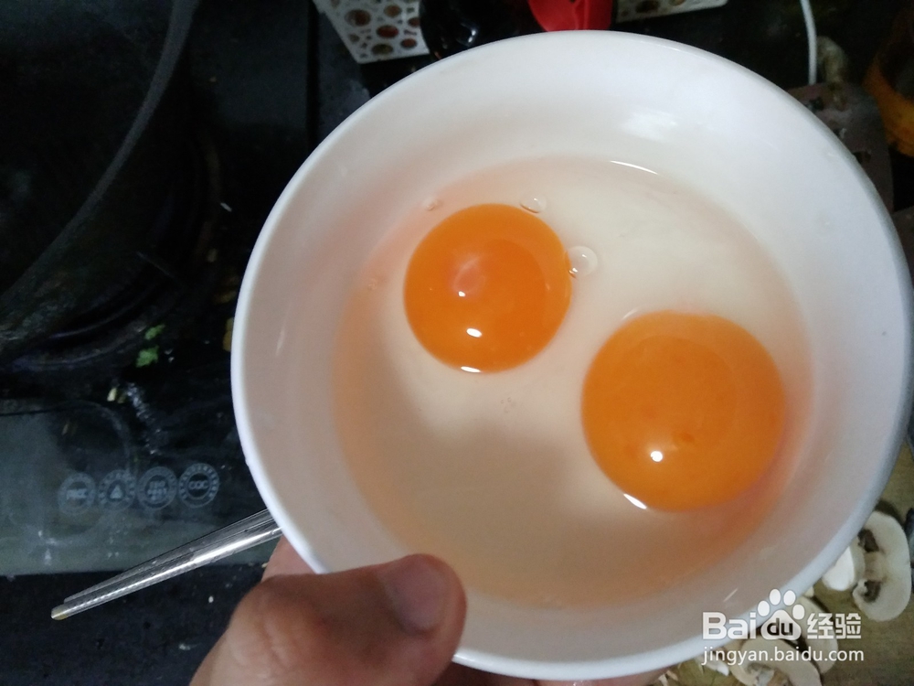 香菜黄瓜丝炒鸭蛋