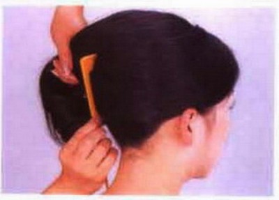 【母亲节】——最简捷的盘发献给母亲