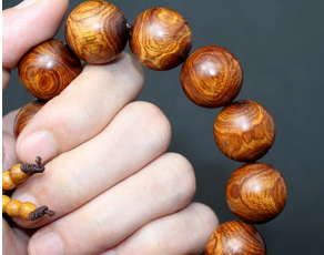 如何鉴别海南黄花梨佛珠