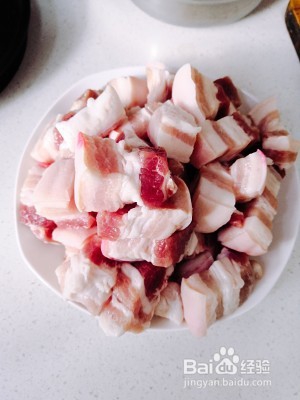 特下饭的红烧肉炖豆角 在家吃美味了