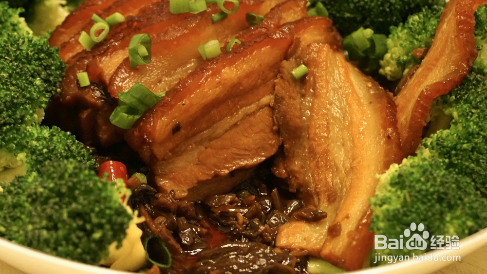 美味挡不住的芽菜扣肉