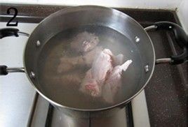 秘制鲫鱼羊鲜汤