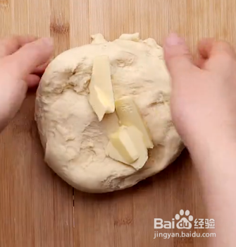 松软披萨味~肠仔包做法