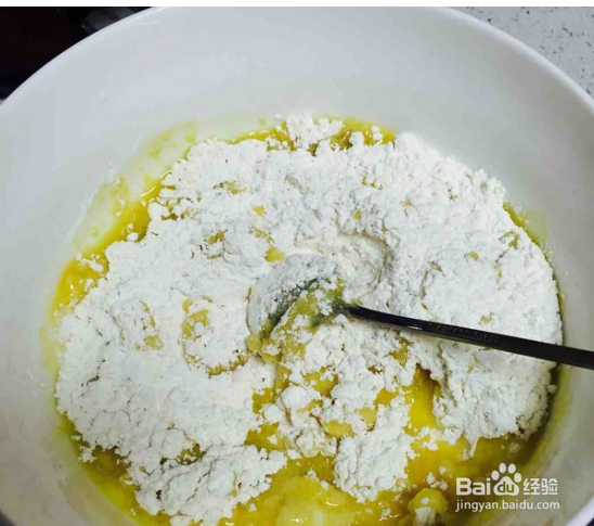 如何制作苏式梅菜肉月饼