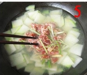 冬季不容错过的美食羊肉的烹饪之羊肉冬瓜汤