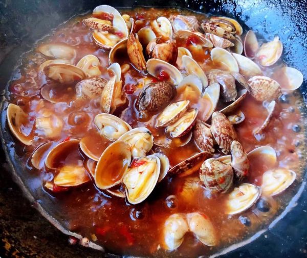 蒜蓉辣椒酱炒花甲