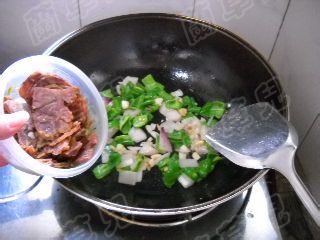 青椒回锅牛肉