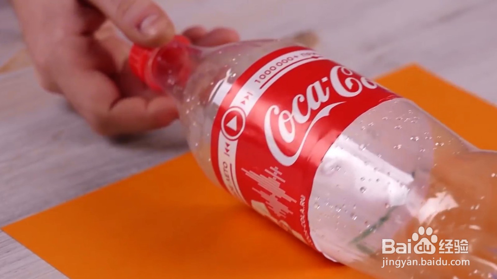 自制水瓶花洒，这样洗澡真是太方便了