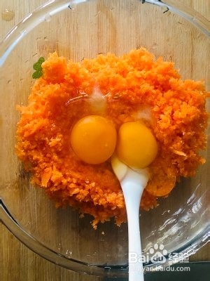 如何做出好吃的胡萝卜鸡蛋饼