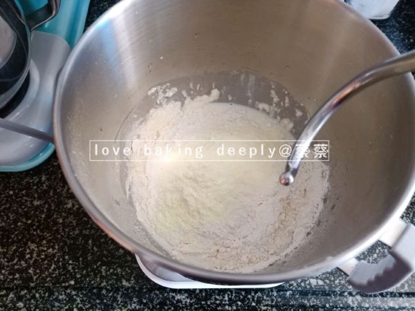 可可蛋糕夹心面包