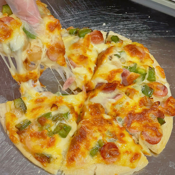 虾仁培根芝士披萨