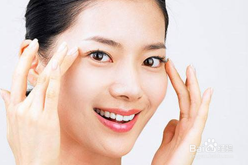 黑眼圈如何去除？