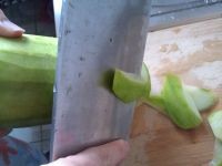 凉拌糖醋萝卜皮