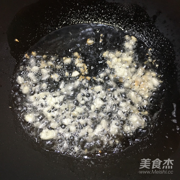 腐竹炒西芹的做法