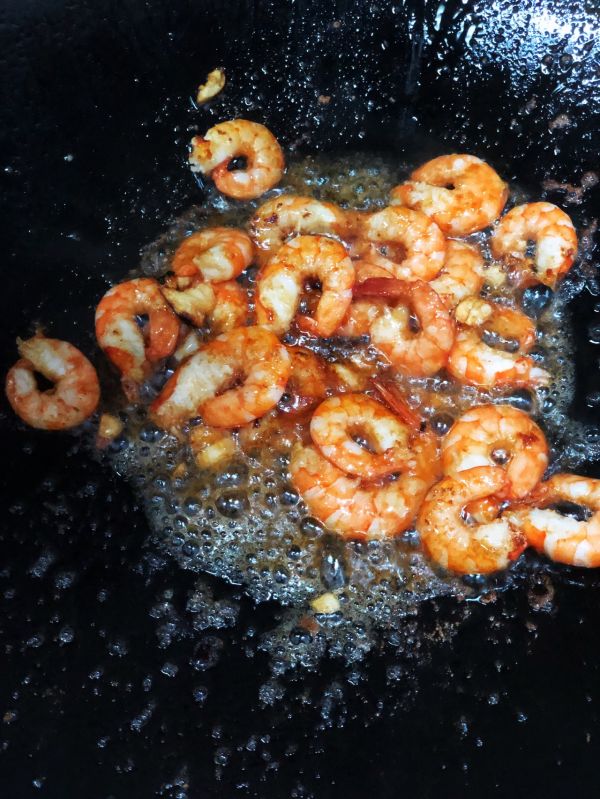 减脂餐虾仁青瓜