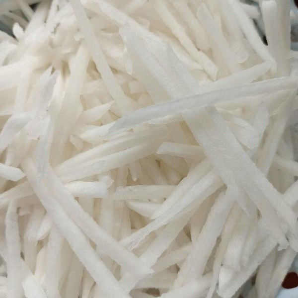 虾仁萝卜丝烩煎蛋裙带菜