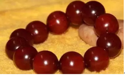 盘小叶紫檀手串有哪些技巧