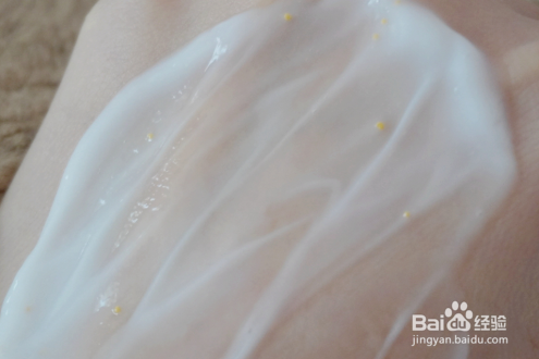 半亩花田身体乳解析