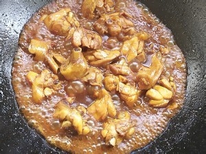 超级美味红烧鸡块的做法