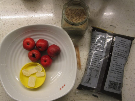 自己做的冰糖葫芦,为什么表面糖不干