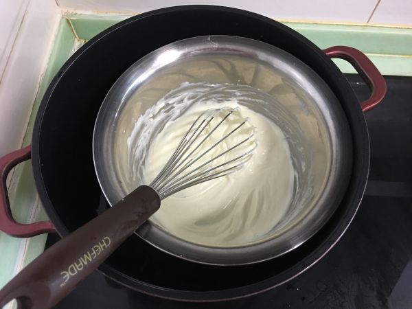 拉花轻乳酪蛋糕