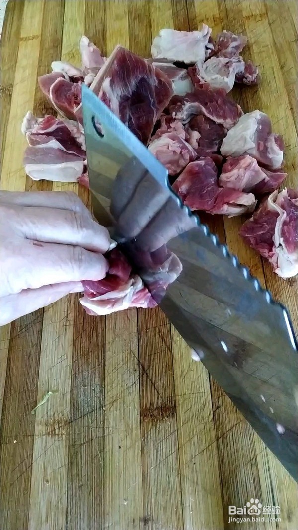 白萝卜炖牛腩的做法