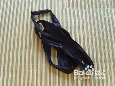 旧筷子变身小衣挂的做法