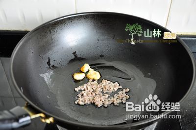 台诚膳食教你做春天时令菜肴上汤豆苗